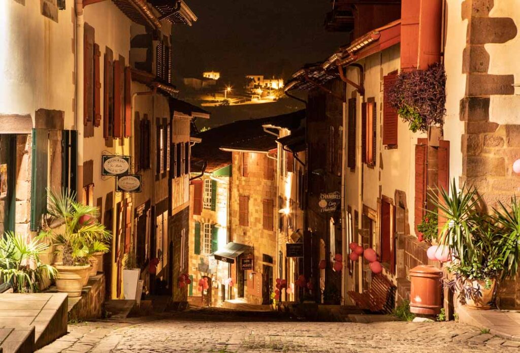 006 4. night of saint jean pied de port